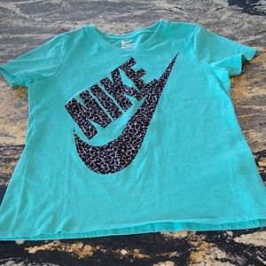 Nike T-shirt